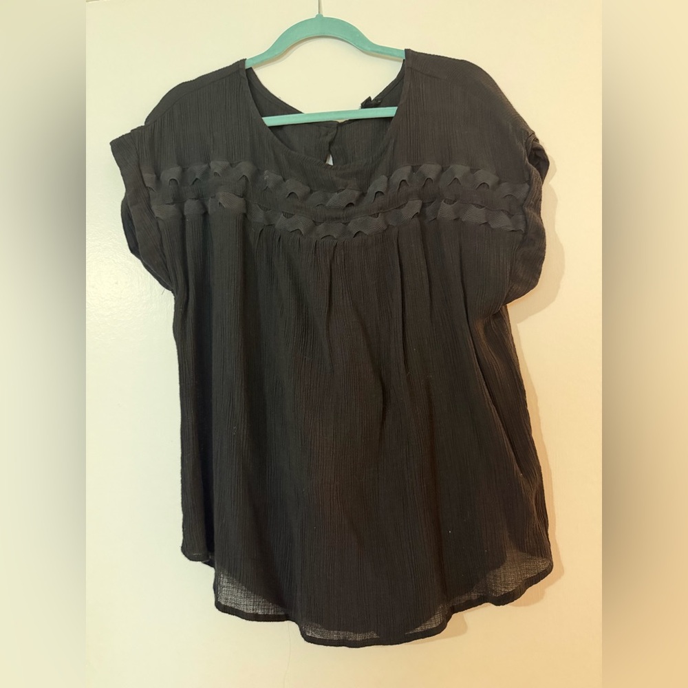 Blu Pepper Charcoal Women's Blouse with button back